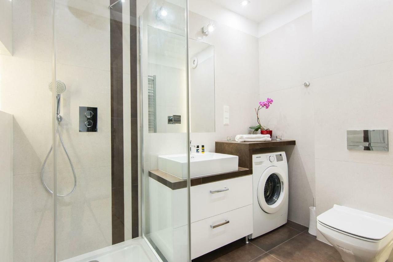 Pawia Apartments Modern Краков Экстерьер фото